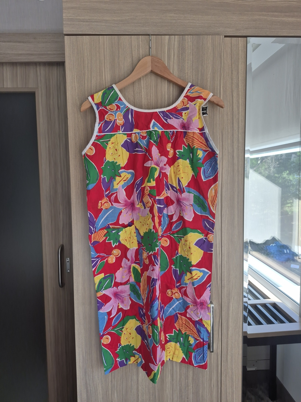 Vintage Floral Tropical Print Sleeveless Dress in Red, Pink, Yellow, Green, Blue